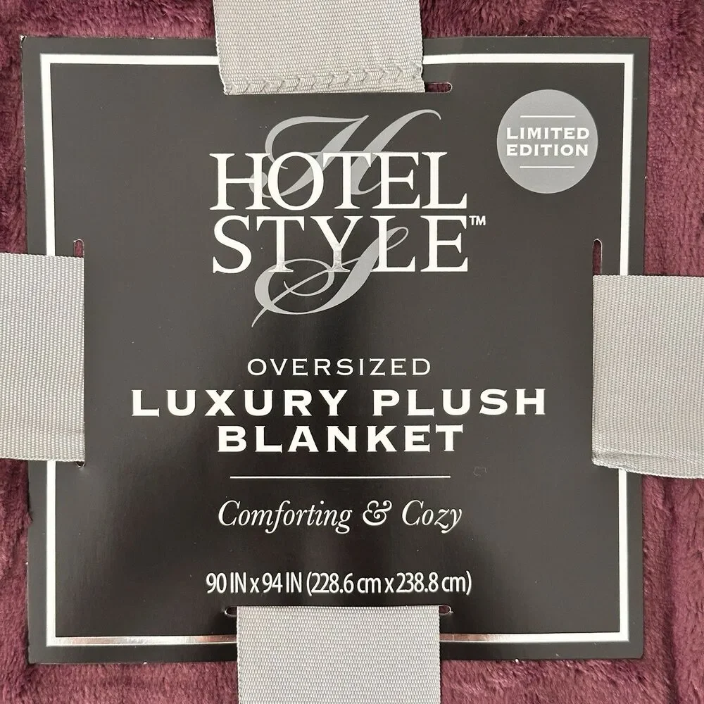 Hotel Style Limited Edition Luxury Plush Blanket Plum QUEEN Size Oversized 90x94